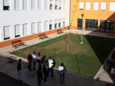 Todas as escolas vão ter acesso a bolsas de contratação de pessoal não docente