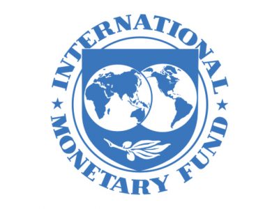 FMI prevê recaída da economia