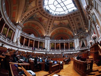 Nunca um Governo esteve tão afastado do consenso
