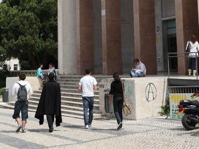 Contra a fatalidade da Emigração
