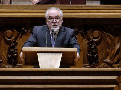 PS defende rigor com esperança, desenvolvimento e dignidade