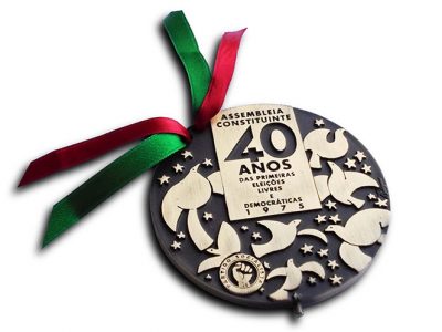 PS homenageia constituintes de 75