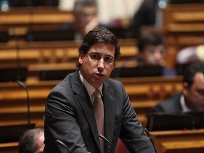 Governação frustrada não atingiu as próprias metas de emprego