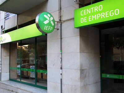 Mais de 4.900 pedidos para contratos sem termo em apenas um mês