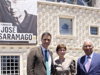 Líderes socialistas homenageiam Saramago