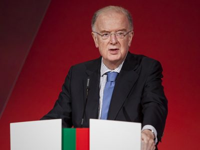 A mentira como arma política