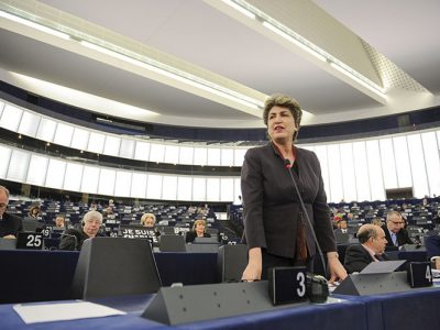 Socialistas querem Plano Juncker ao serviço da criação de emprego