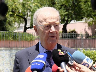 Sampaio “honrado e feliz” com Prémio Mandela