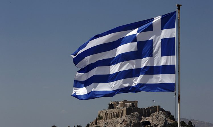 Passos Coelho tem de estar “à altura das circunstâncias” numa solução para a Grécia