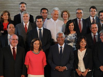 Uma nova maioria para mobilizar o país