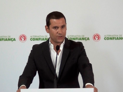 Governo está a usar o Estado para fins eleitorais