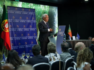 É preciso crescimento gerador de riqueza e emprego