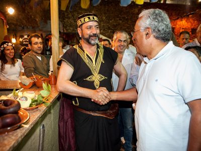 António Costa visita Feira Medieval