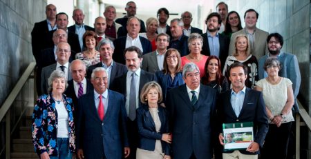 Maioria absoluta para um governo estável