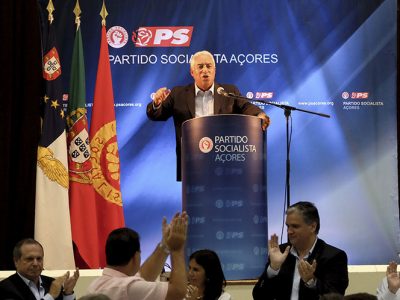 Valorizar regiões autónomas e defender autonomia regional