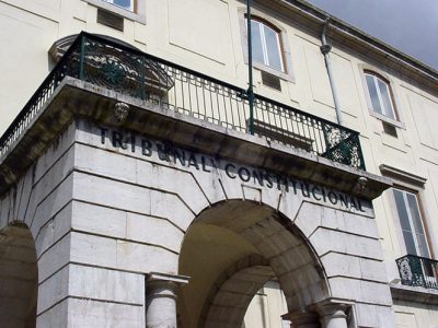 TC chumba intervenção do Governo nos acordos das 35 horas semanais