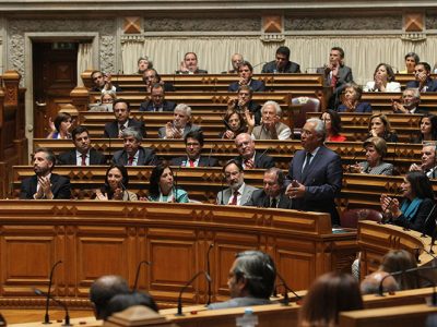 21 novos deputados assumem funções amanhã