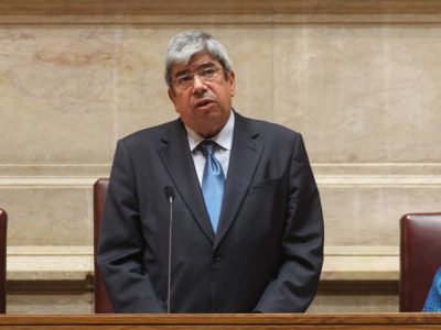 Presidente da AR recebido hoje em Belém