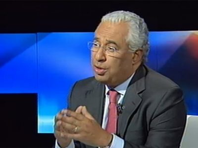 Consolidação assente no crescimento e não no prolongamento da austeridade