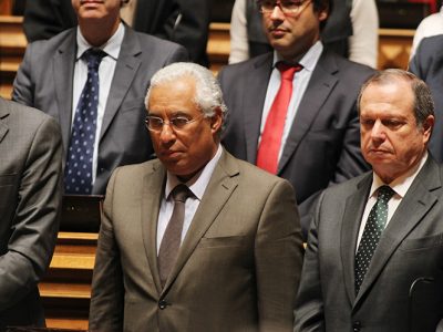 Assembleia da República aprova voto de pesar