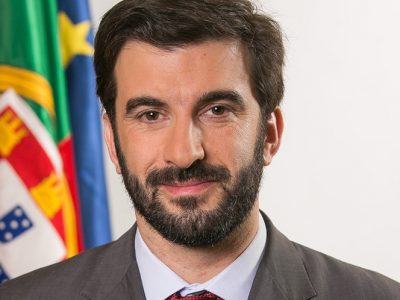 Financiamento do ensino artístico regularizado