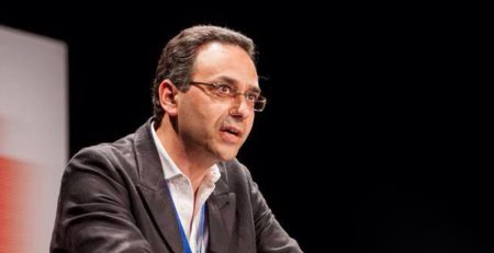 “Passos Coelho está zangado com os sucessos do país”