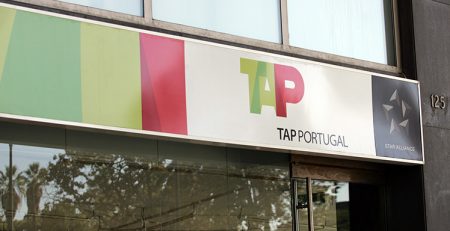 Prémios da TAP são incompatíveis com sobriedade do Estado