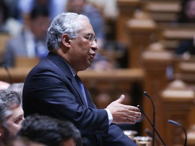 Governo PSD/CDS enganou a Comissão Europeia ou os portugueses