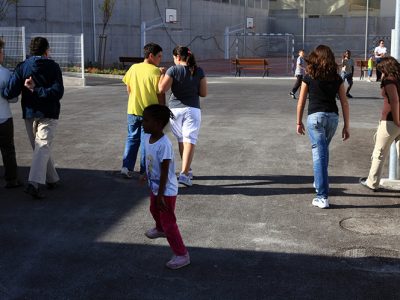 Crianças e jovens institucionalizados vão ter apoio de 90 professores