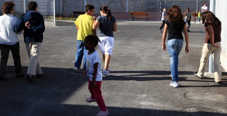 Crianças e jovens institucionalizados vão ter apoio de 90 professores