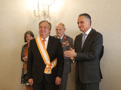 Guterres condecorado com a Grã-Cruz da Ordem da Liberdade