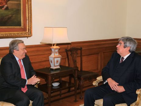 Ferro Rodrigues transmitiu apoio do Parlamento à candidatura de António Guterres