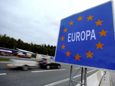 Comissão procura salvar integridade do espaço Schengen