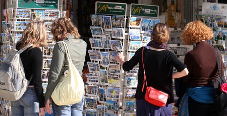 Receitas turísticas atingiram recorde em 2016