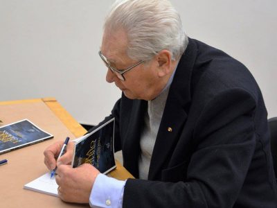“Por mares nunca dantes navegados…” O microbioma e a obesidade