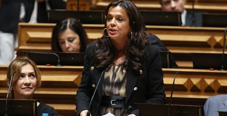 Pensar adiante | Desemprego