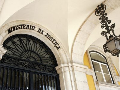 Mais proteção para adultos com incapacidades