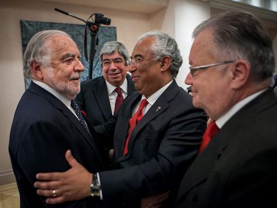 Manuel Alegre recebeu Prémio Vida Literária