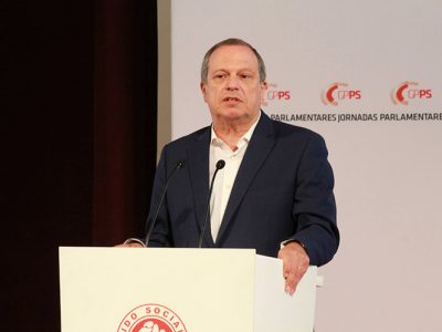 Sobressalto no Reino Unido revela urgência de mudança na Europa