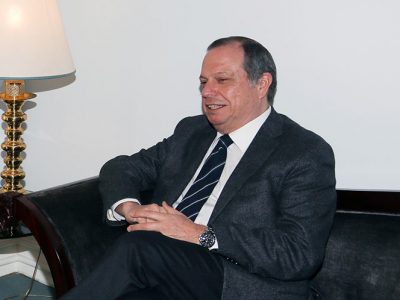 Carlos César eleito vice-presidente da Internacional Socialista
