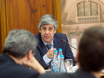 Progressão de carreiras assentará em “soluções sustentáveis”
