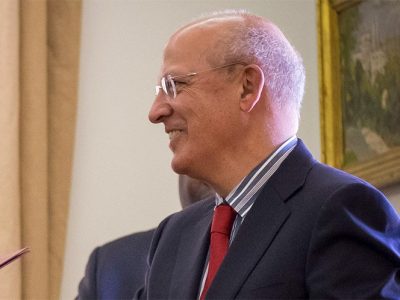 Governo português empenhado em fortalecer relações com nova administração norte-americana