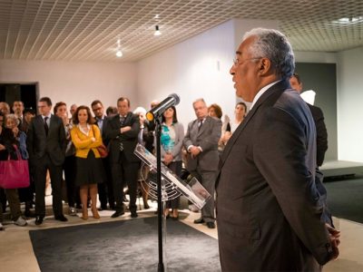 Conhecimento é a base do desenvolvimento do país