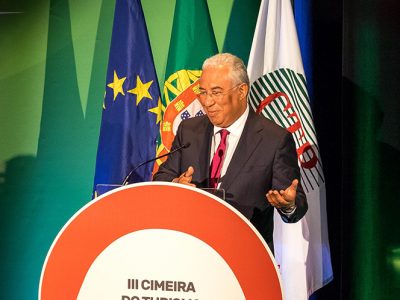 Emprego qualificado, combater sazonalidade e diversificar oferta são apostas essenciais para o sector turístico