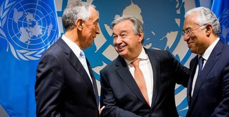 PASSOS VENDEU PORTUGAL AO DESBARATO