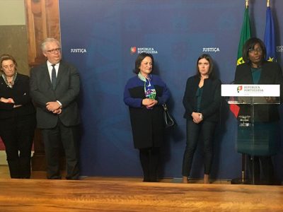 OS ENGULHOS DO PSD