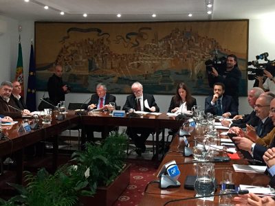Governo propõe salário mínimo de 557 euros