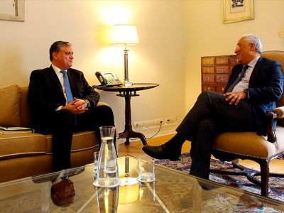 Vasco Cordeiro recebido por António Costa