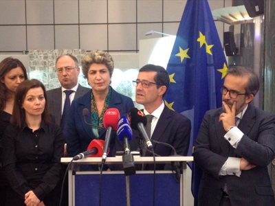 Parlamento Europeu homenageou “grandeza de um cidadão do mundo”