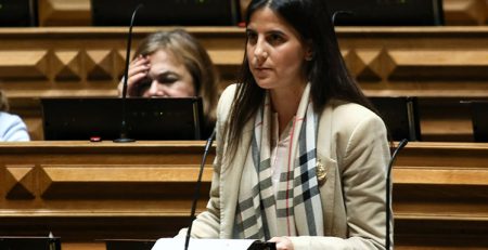 Lara Martinho elogia feito “extraordinário” da criação do AIR Center nos Açores